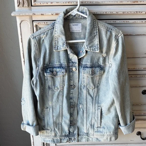 Old Navy Women's Faded Blue Jean Jacket - Picture 1 of 7
